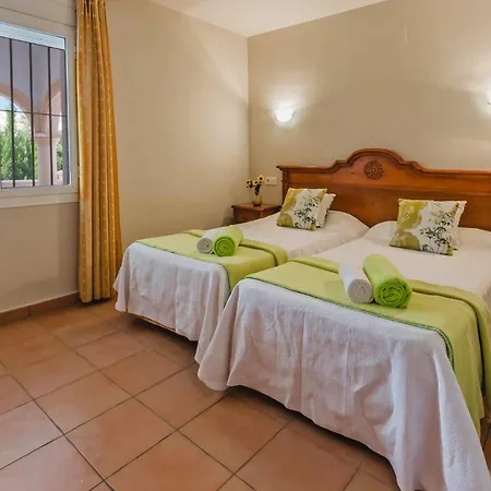 Aneto By Βίλα Γιαβέα